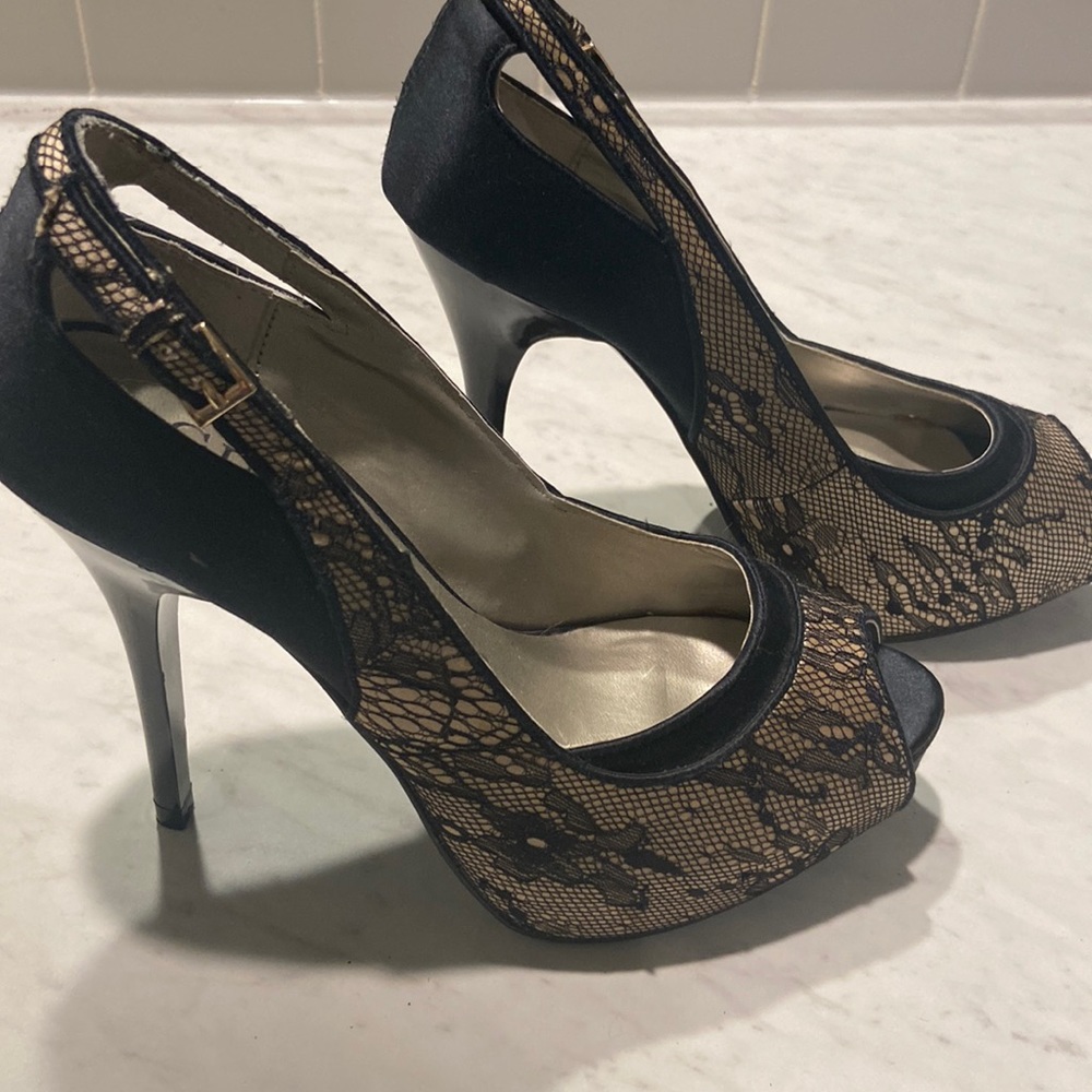 Guess lace heels